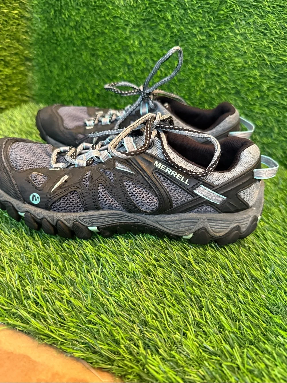 Merrell women’s all out blaze AERO black and gray mesh sport hiking shoe 7.5